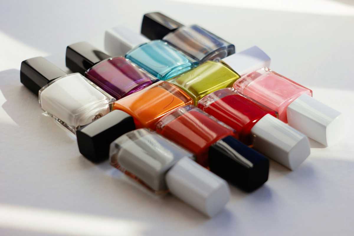 Selecting the Perfect Nail Polish Color for Your Skin Tone